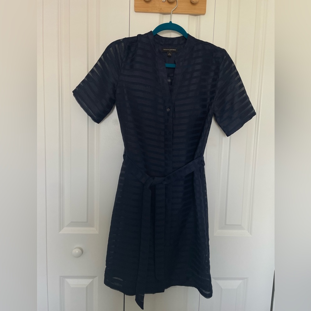 Banana Republic navy blue dress. Size 6